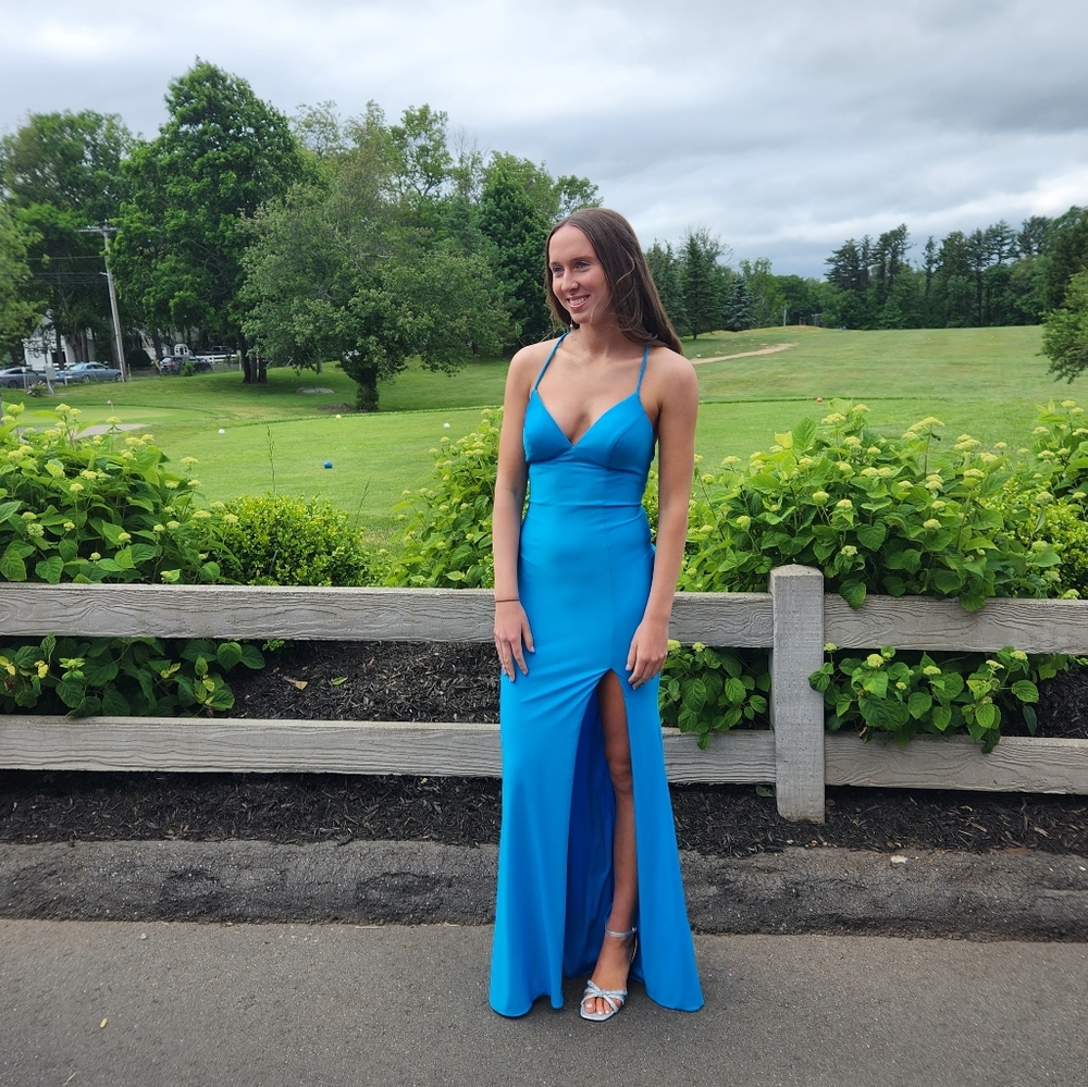 Faviana gown